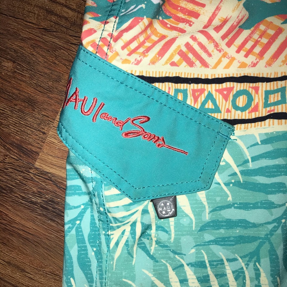 Swim trunks - Picture 2 of 3
